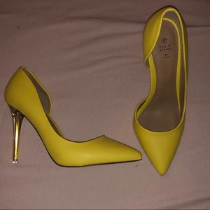Yellow heels